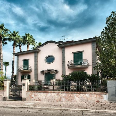 Villa Laura Cisterna di Latina Exterior photo